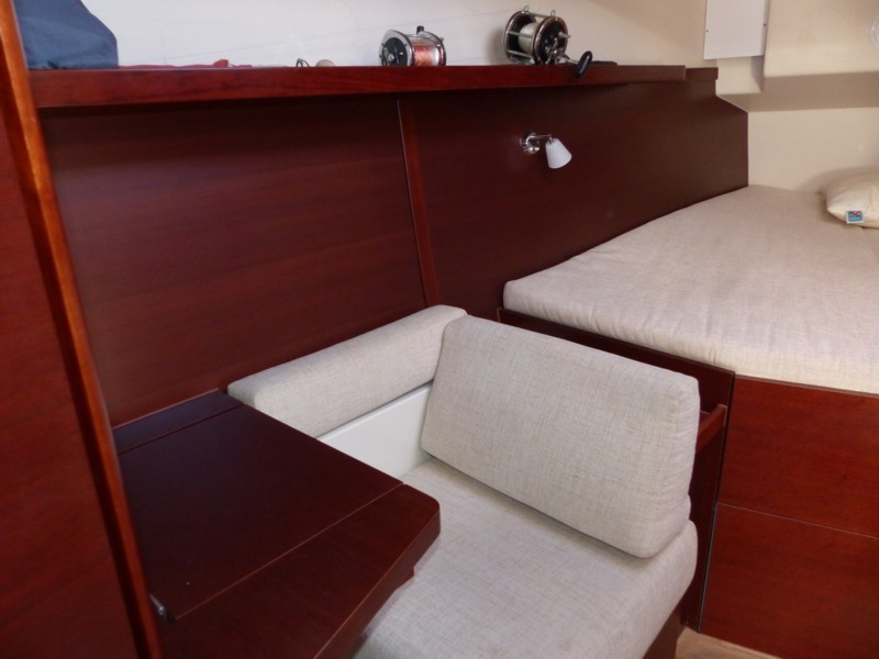 Hanse 430 E -44.JPG